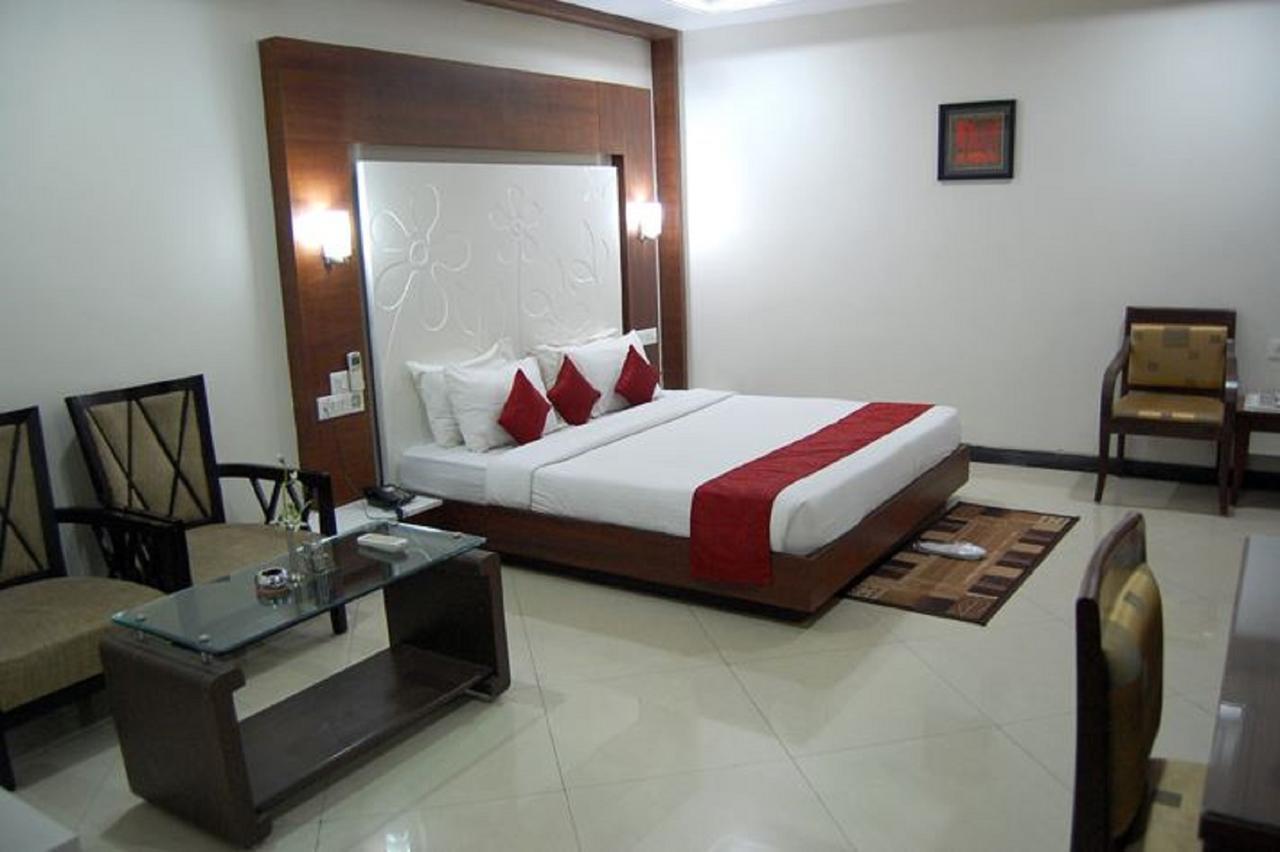 Hotel Amit International Bhilai Eksteriør bilde