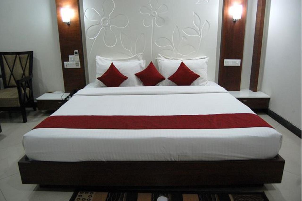 Hotel Amit International Bhilai Eksteriør bilde